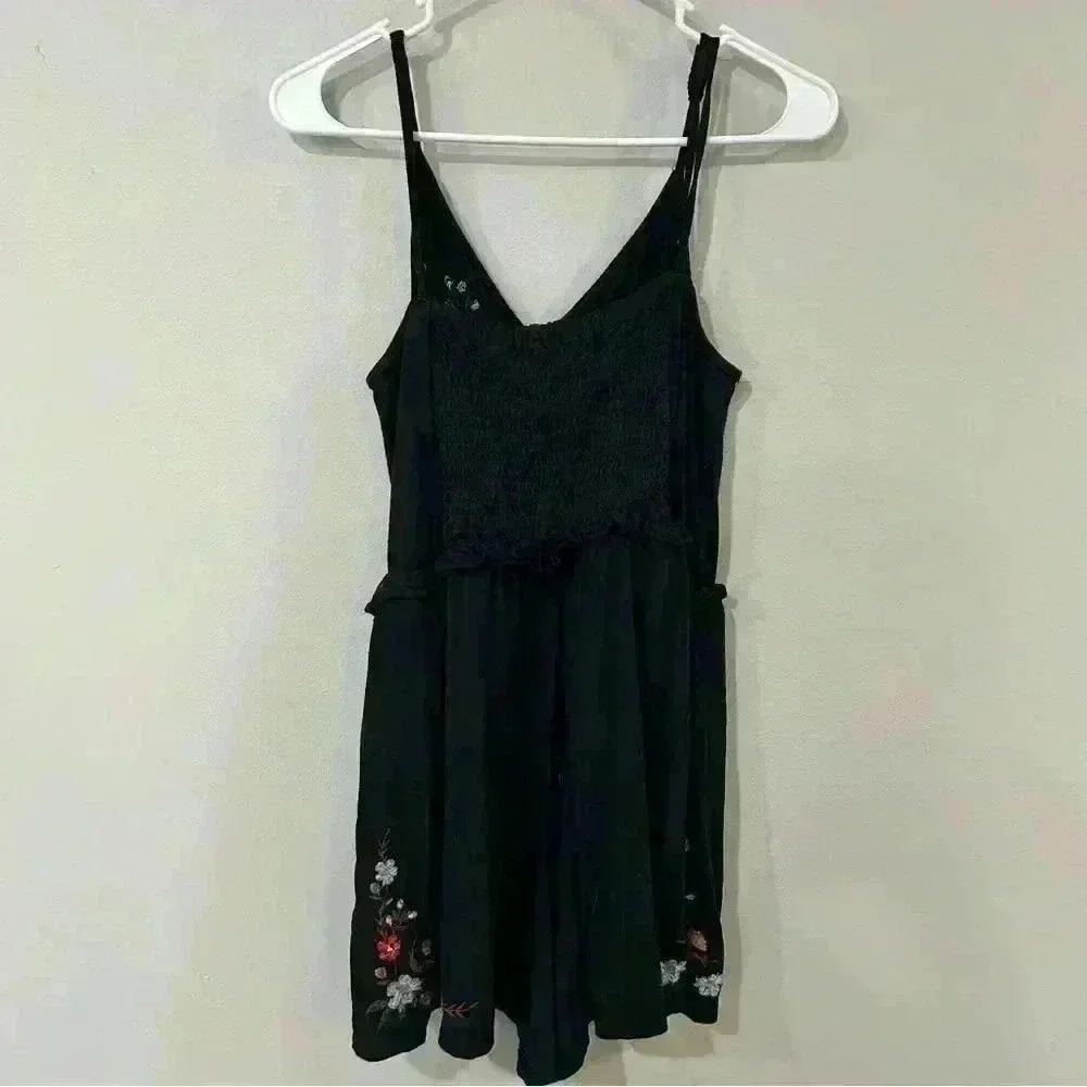 American Eagle Embroidered Romper - image 5
